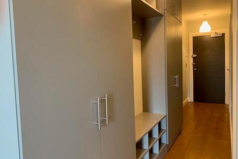 Hallway.jpg