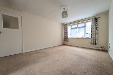 Lounge 2.jpg