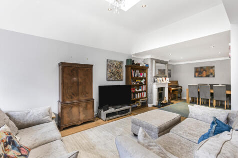 Kitchen/Dining/Living Room
