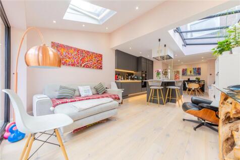 Living/Kitchen