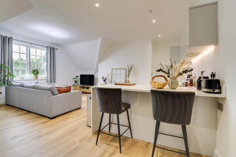 Kitchen/reception