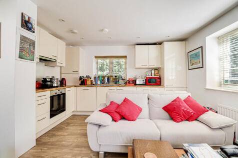 Living/kitchen