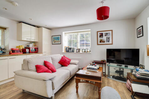 Living/Kitchen