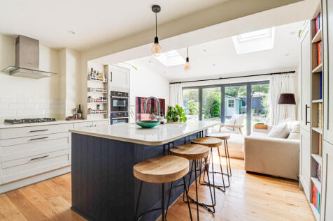 Kitchen/Lounge