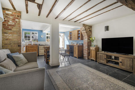 Living/Kitchen