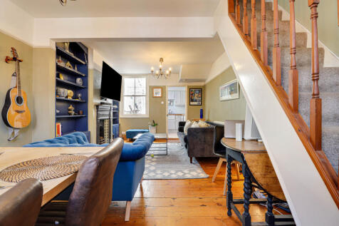 Living/Dining Room