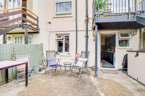Courtyard Garden