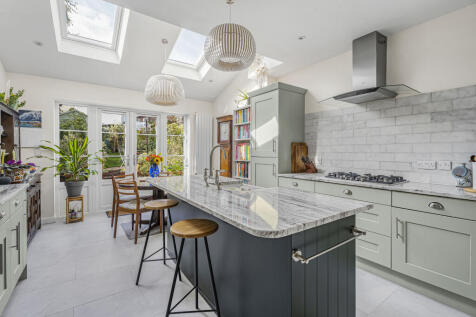 Kitchen/dining