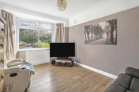 Reception/Bedroom