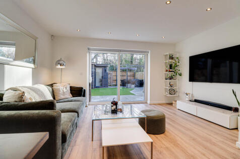 Open Plan Kitchen/ Diner/ Living Room