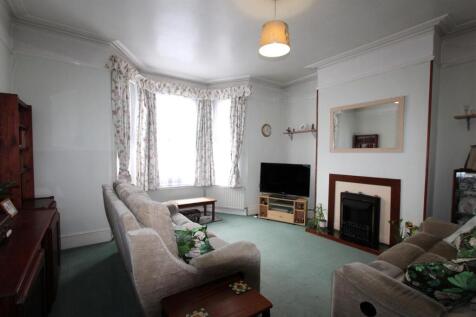 Living Room.JPG