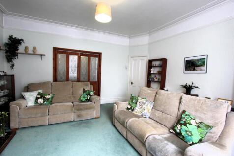 Living Room 2.JPG