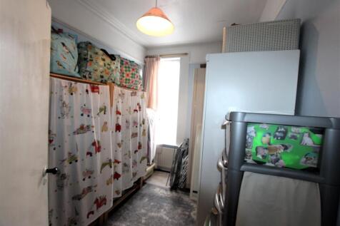 Bedroom 3.JPG