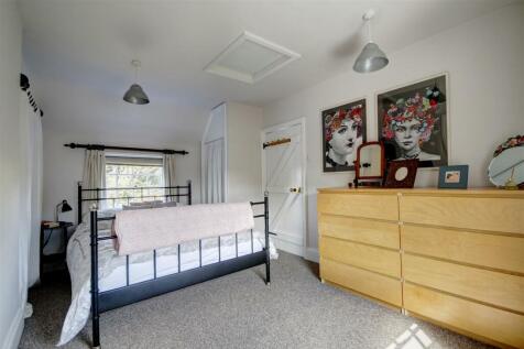 Bedroom 2.jpg