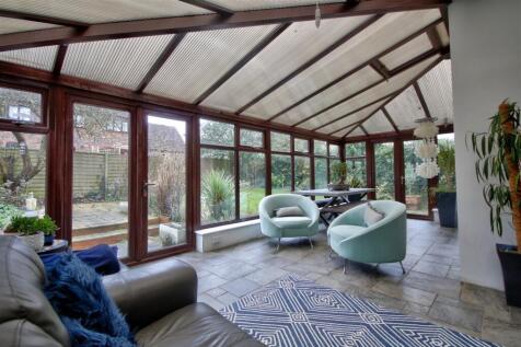 Dining &amp; Garden Room.jpg