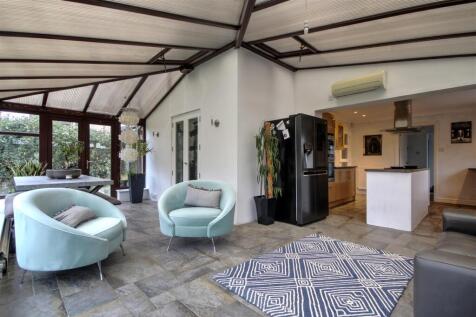 Garden &amp; Dining Room 2.jpg