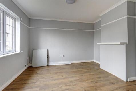 Bedroom 2: