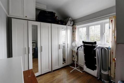 Bedroom 3: