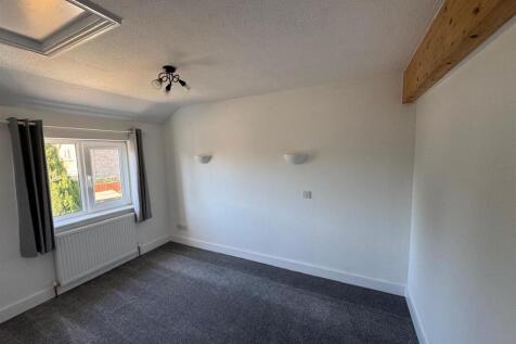 Bedroom 2.jpeg