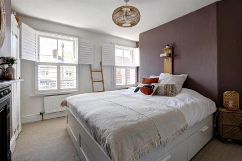 Bedroom 1: