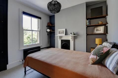 Bedroom 2: