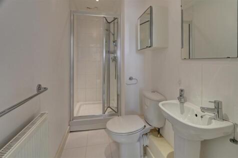 Shower Room.jpg