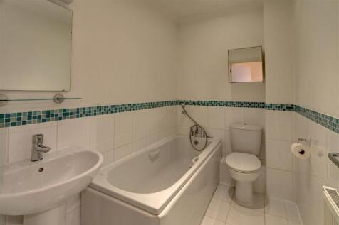 Bathroom.jpg