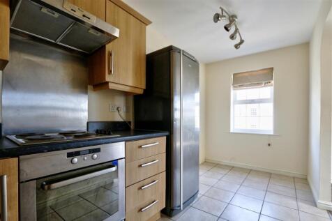 Kitchen &amp; Breakfast Area.jpg