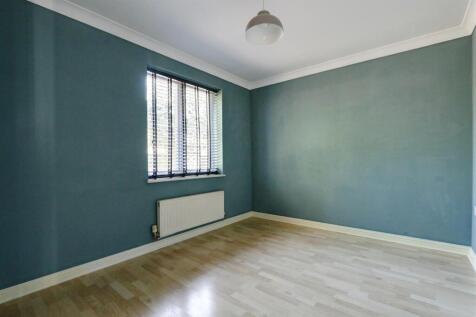 Dining Room: