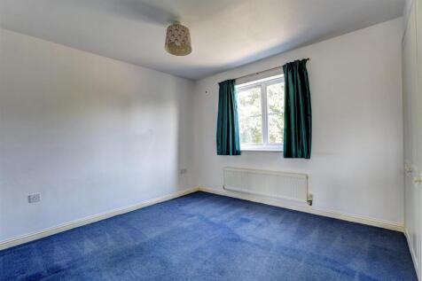 Bedroom 2: