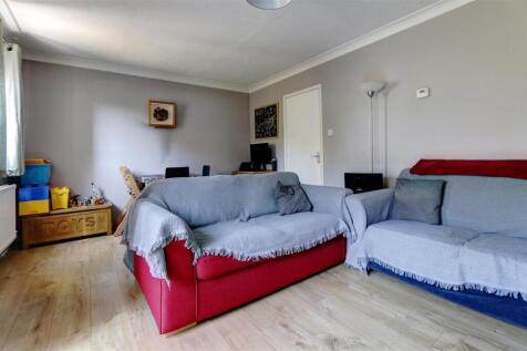 Sitting &amp; Dining Room 2.jpg