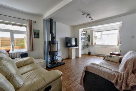 Sitting Room.jpg
