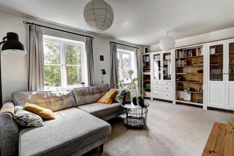 Sitting Room 2.jpg