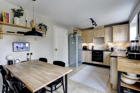 Kitchen &amp; Breakfast Room 3.jpg