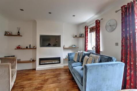 Sitting &amp; Dining Room 3.jpg