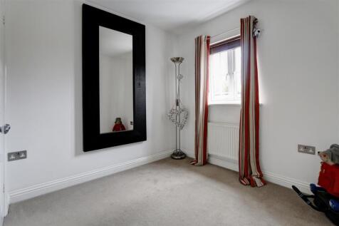 Bedroom 2.jpg