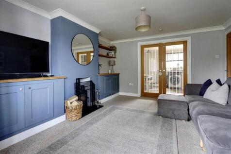 Sitting Room2.jpg