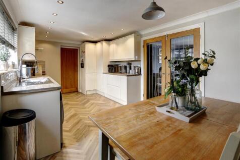 Kitchen &amp; Dining Room 2.jpg