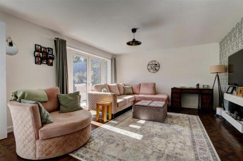 Sitting Room: