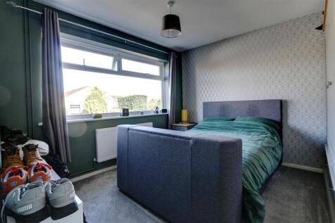 Bedroom 2: