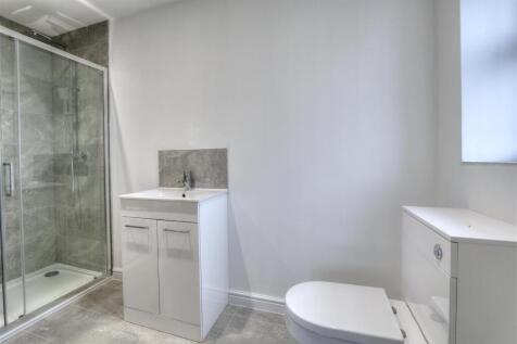 En-Suite Shower Room: