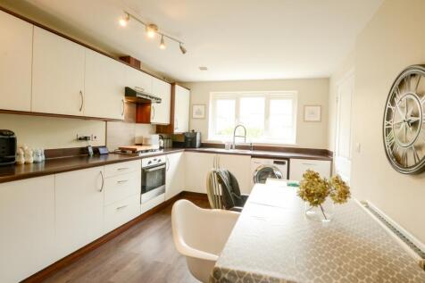 4 Wilmott Walk TPS 01208 74182 -6