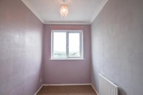 82 Queens Crescent TPS Bodmin Branch 01208 74182 -
