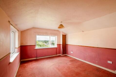 3 High Street TPS Bodmin - 01208 74182-7