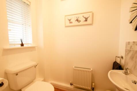 49 Kestell Park TPS Bodmin - 01208 74182-7