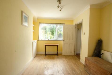 17 Northey Road TPS Bodmin Branch 01208 74182 -4