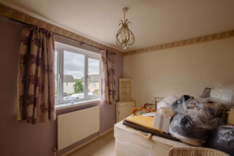 12 Cherry Tree Close - TPS Bodmin 01208 74182-5