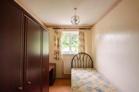 12 Cherry Tree Close - TPS Bodmin 01208 74182-7