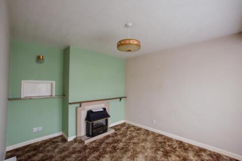 79 Margaret Crescent - TPS Bodmin 01208 74182-1