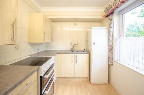 10 Burnards Court TPS Bodmin 01208 74182-3